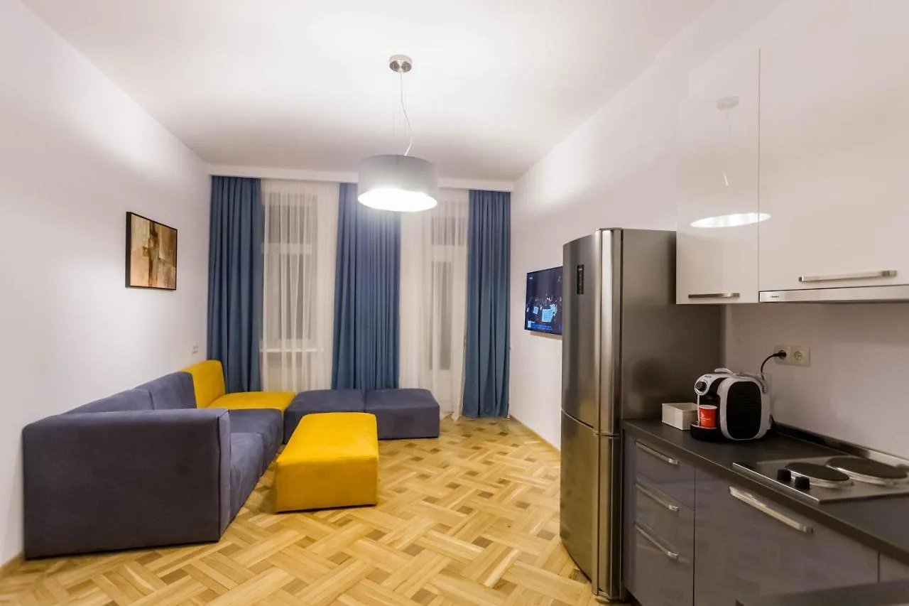 Luxury 3 Bedroom Apartment By Freedom Square City Center Tbilisi 0*,