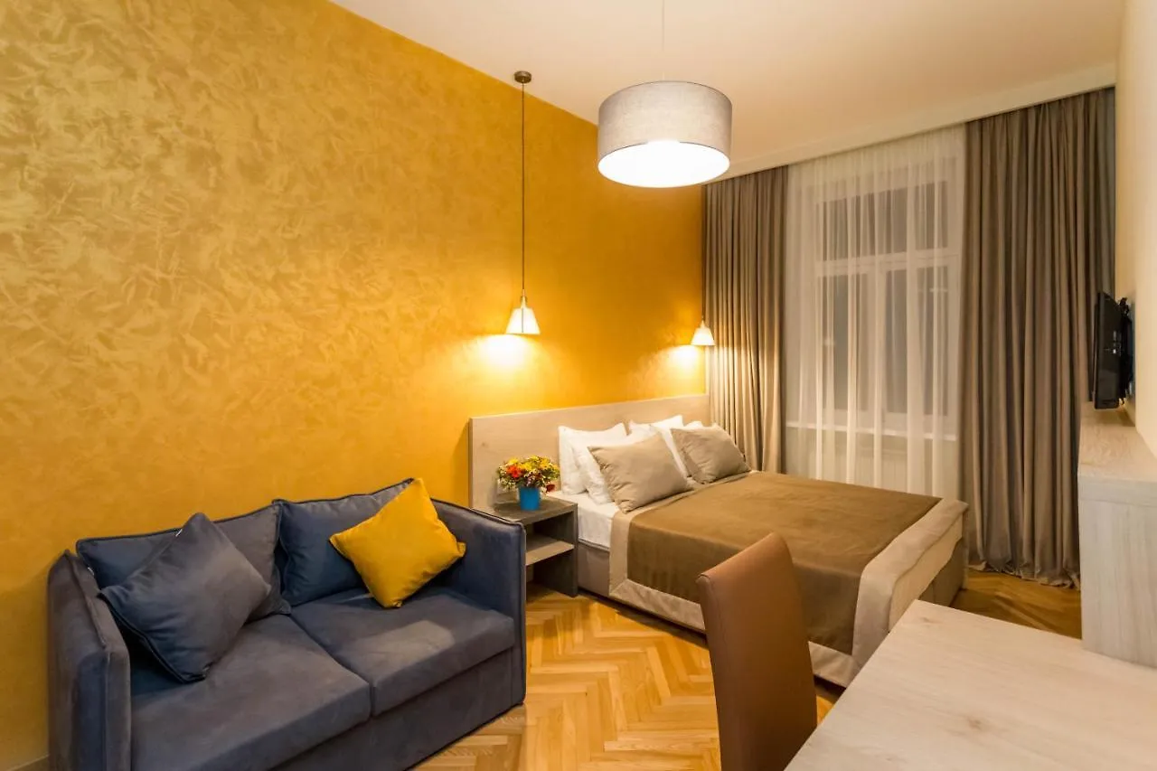 Luxury 3 Bedroom Apartment By Freedom Square City Center Tbilisi